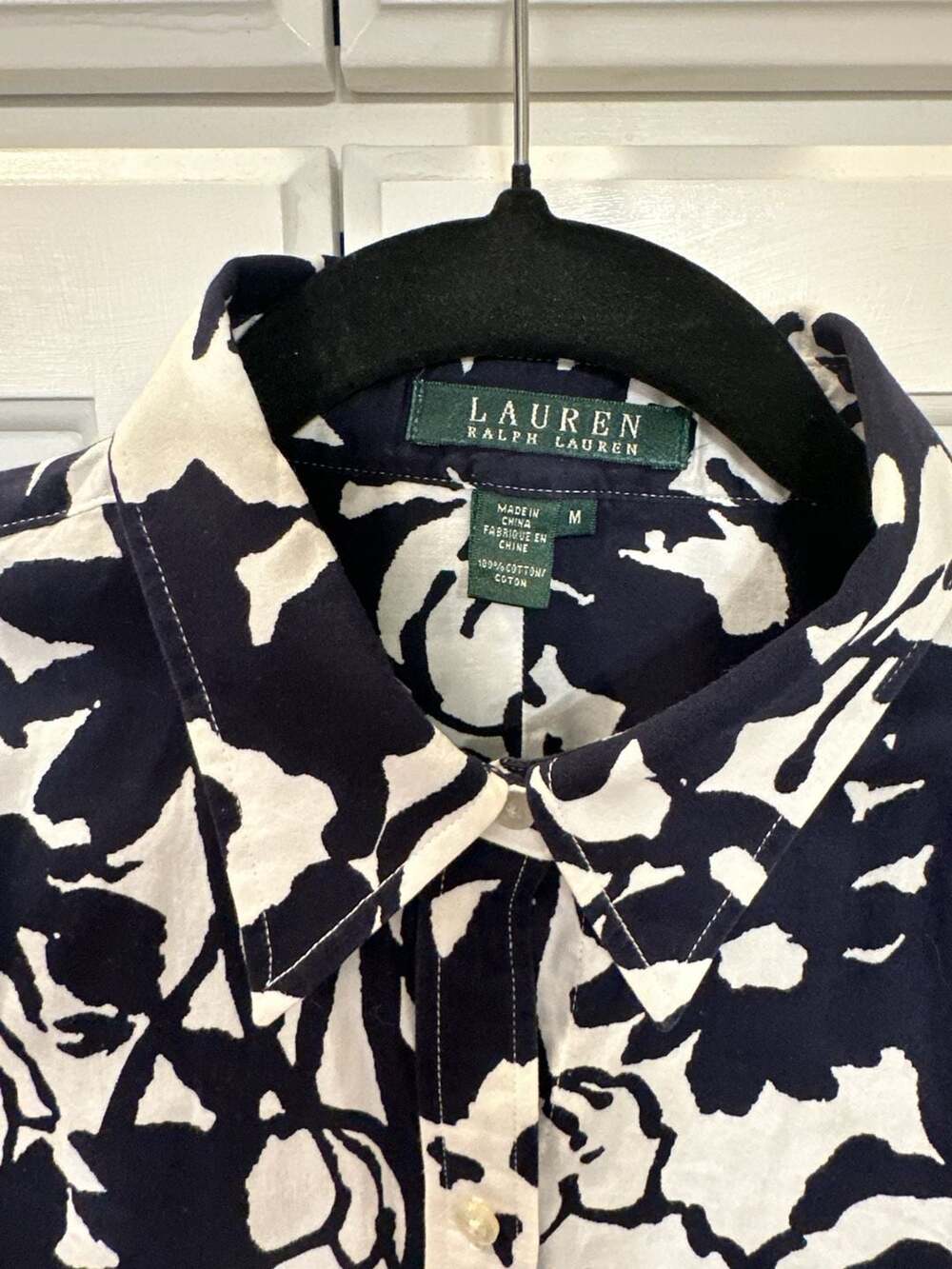 Lauren Ralph Lauren Navy Blue & White Floral 100% Cotton Button Up Shirt, M - Picture 2 of 5